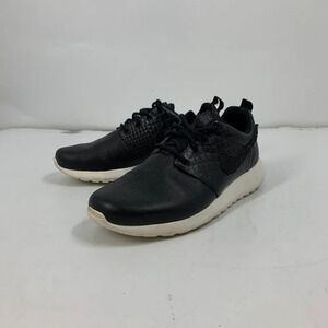 Nike Women's Roshe One Black Running Shoes Sneakers Size 7.5